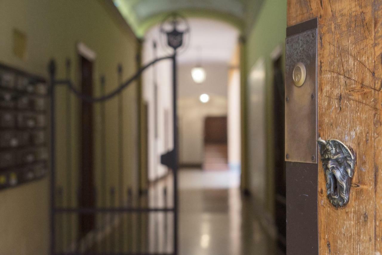 New Loft In The Heart Of Bologna Apartment Bagian luar foto